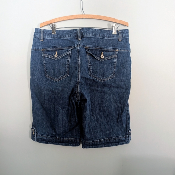 Liz & Co. Dark Blue Jean Shorts - Picture 7 of 7